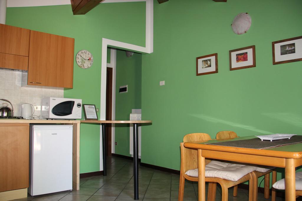 Veranda Beach Apartment Pianello Del Lario Oda fotoğraf