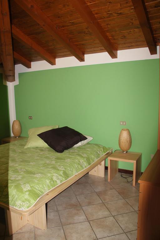 Veranda Beach Apartment Pianello Del Lario Oda fotoğraf